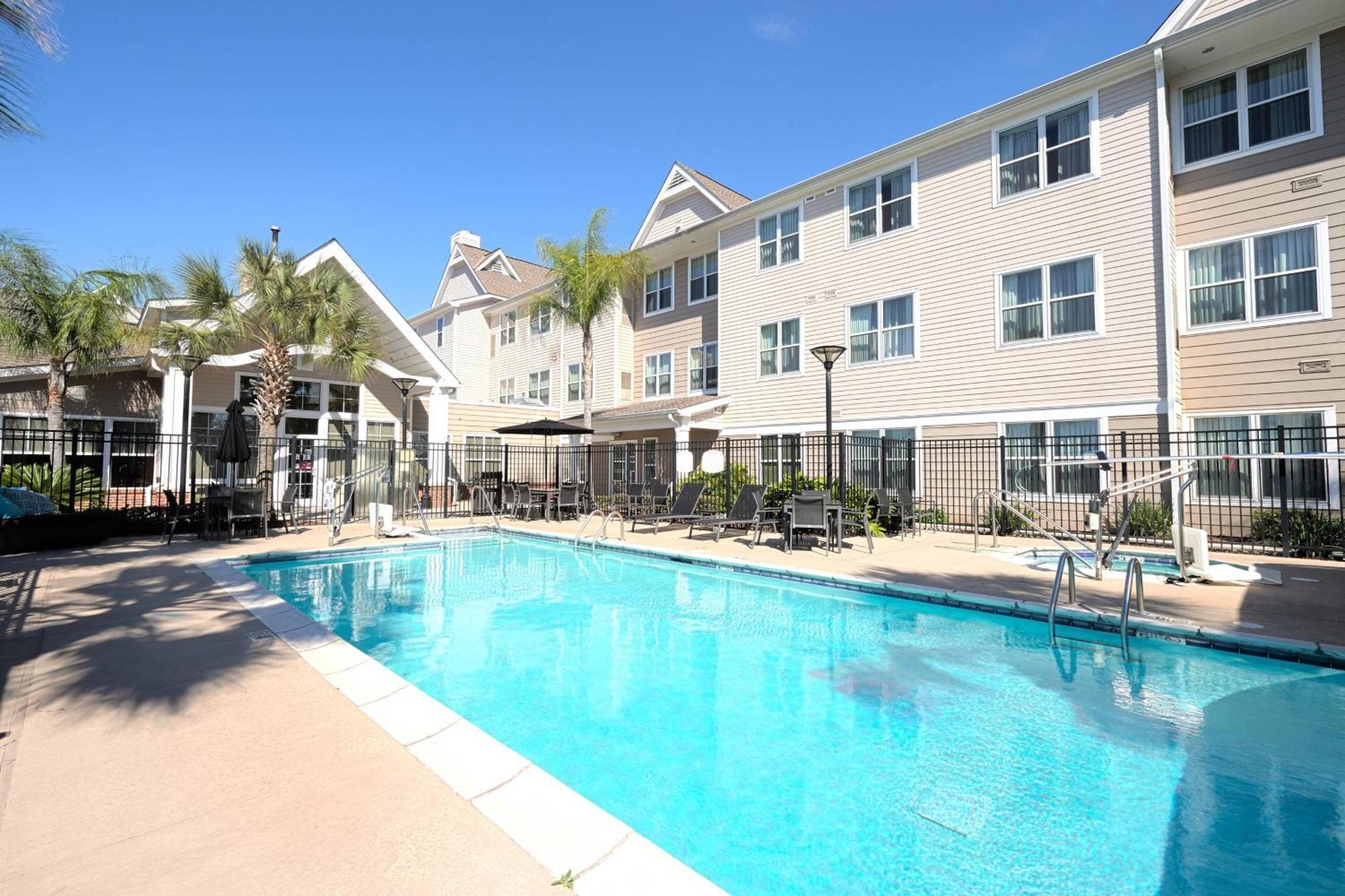 Residence Inn Lafayette Airport Bagian luar foto