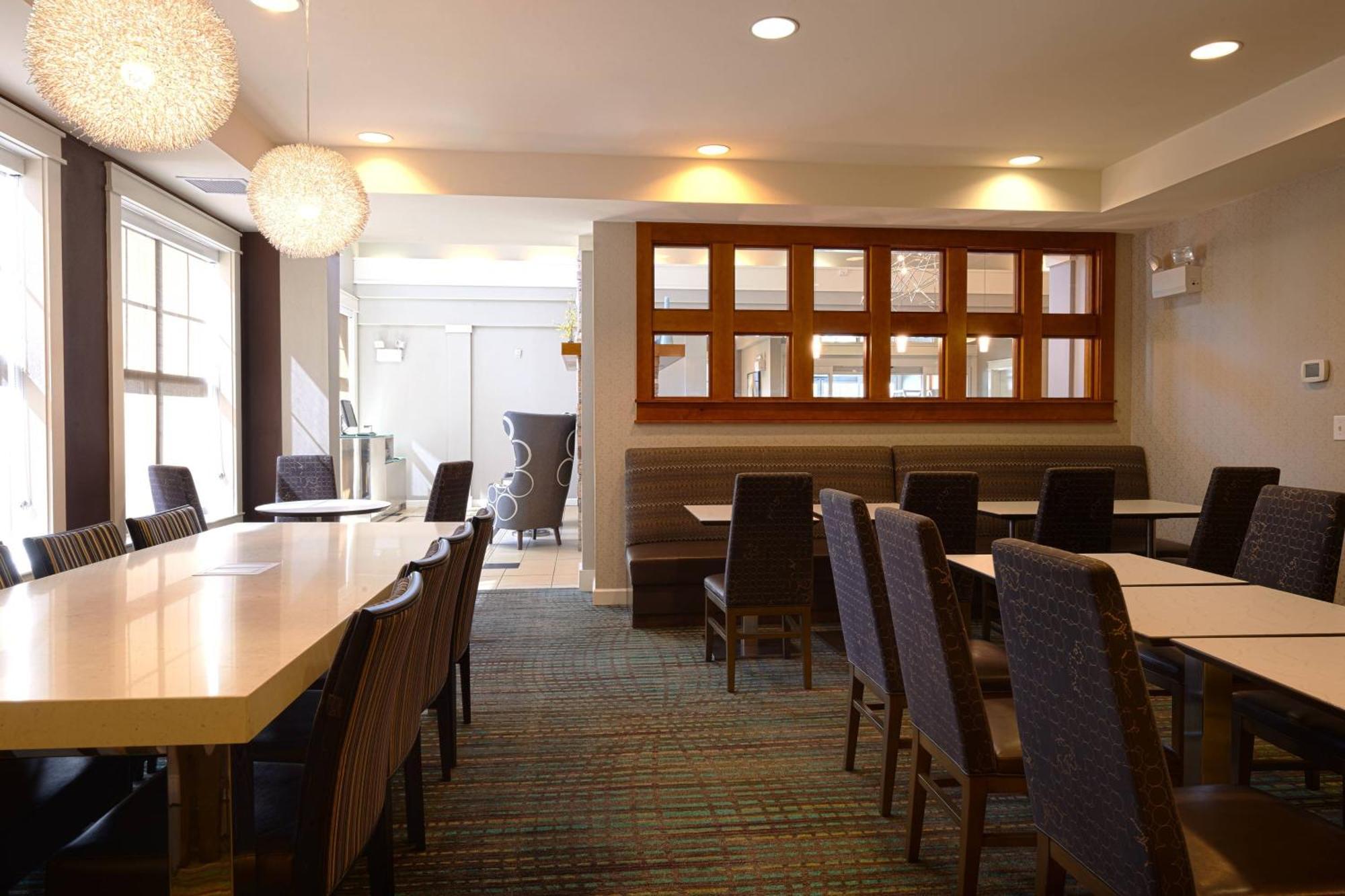 Residence Inn Lafayette Airport Bagian luar foto